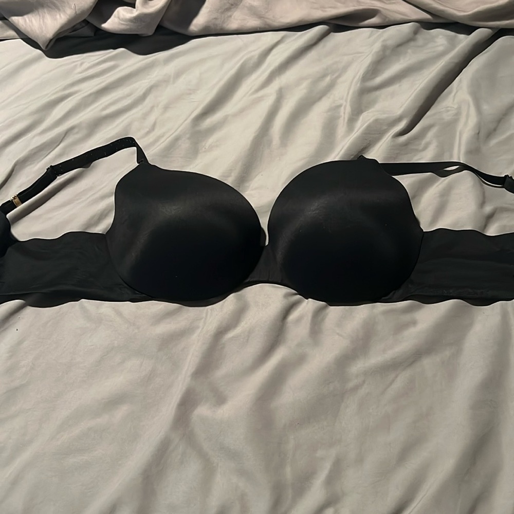 Victoria Secret Incredible Bra